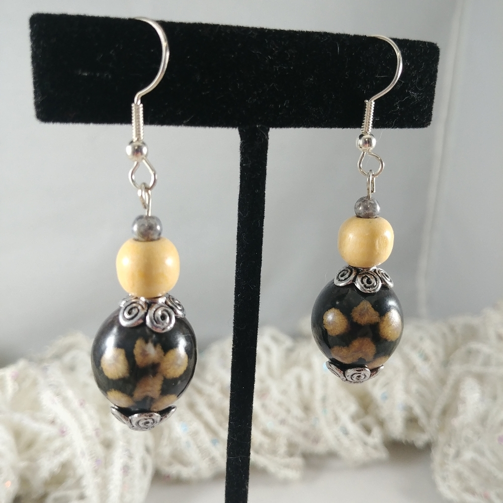 Ceramic / wood beaded earrings